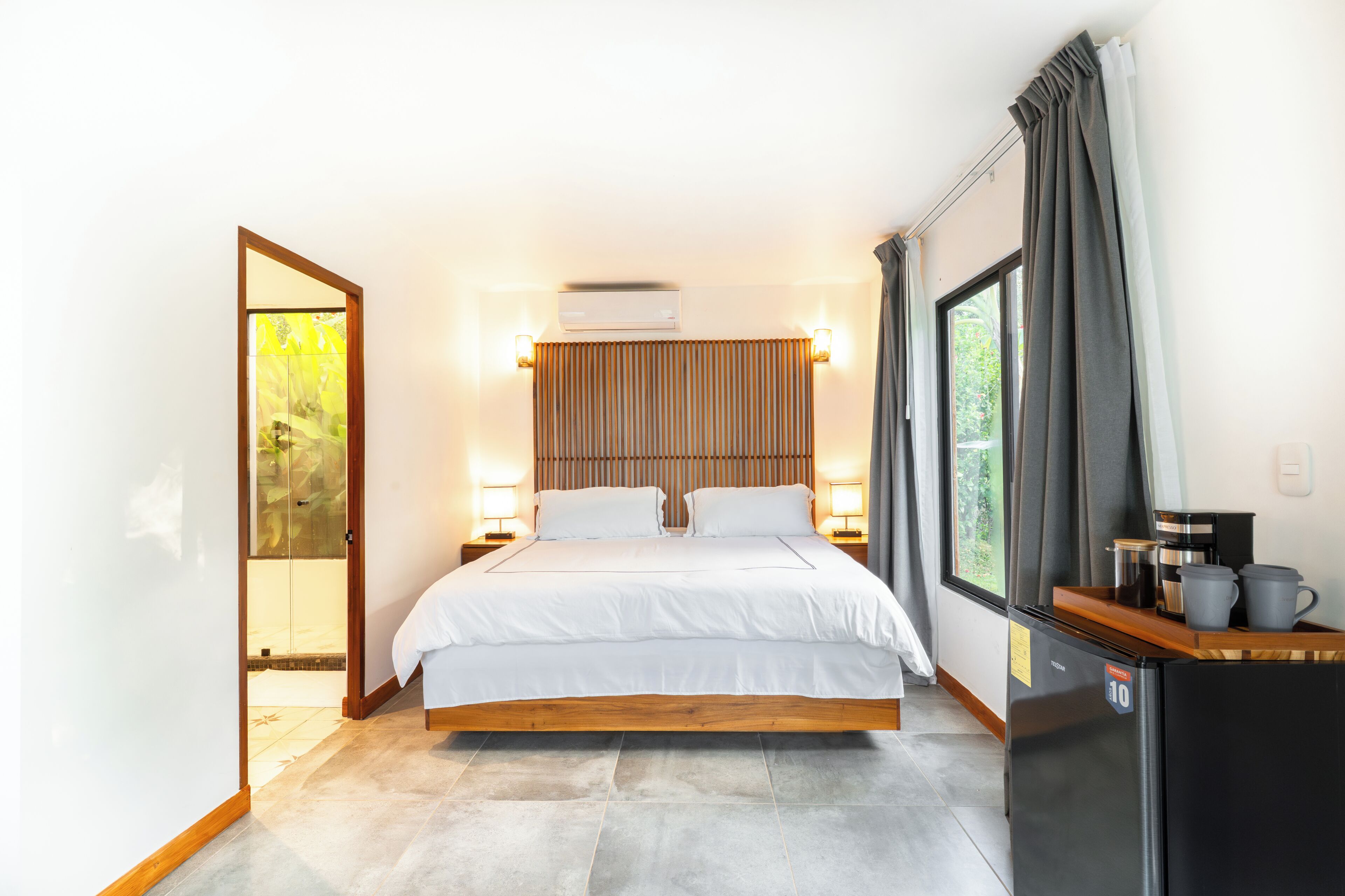 Deluxe Bungalow, 1 King Bed with Sofa bed, Beach View | Premium bedding, down comforters, minibar, in-room safe