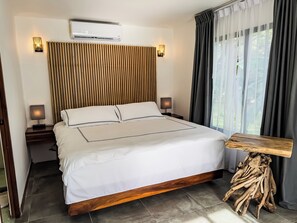 Premium bedding, down comforters, minibar, bed sheets - The Bohemian  Lagarto   (Cuajiniquil)