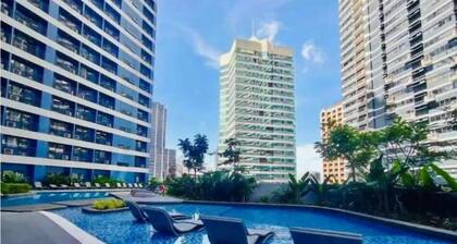 Princess Diana beautiful Makati home Fast 300 mbps