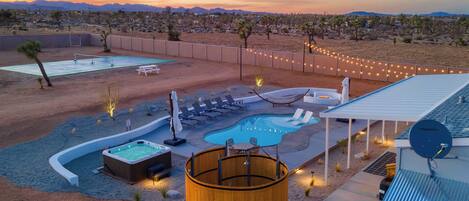 House (4 Bedrooms) | Front of property