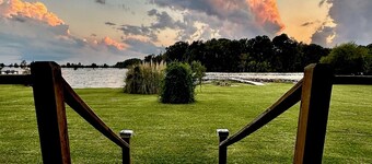 New! Lakefront Hideaway - Peaceful & Serene & Filled w Nature