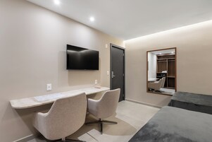 Sistema de insonorización, wifi gratis y ropa de cama 