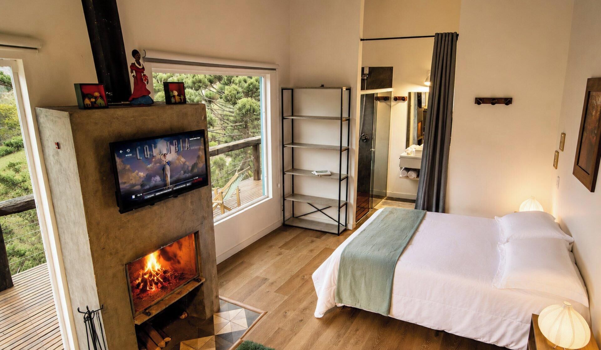 Premium Cabin, Mountain View | Premium bedding, free WiFi, individually decorated