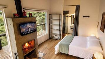 Premium Cabin, Mountain View | Premium bedding, free WiFi, individually decorated