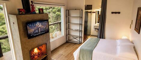 Premium Cabin, Mountain View | Premium bedding, WiFi (free), individually decorated