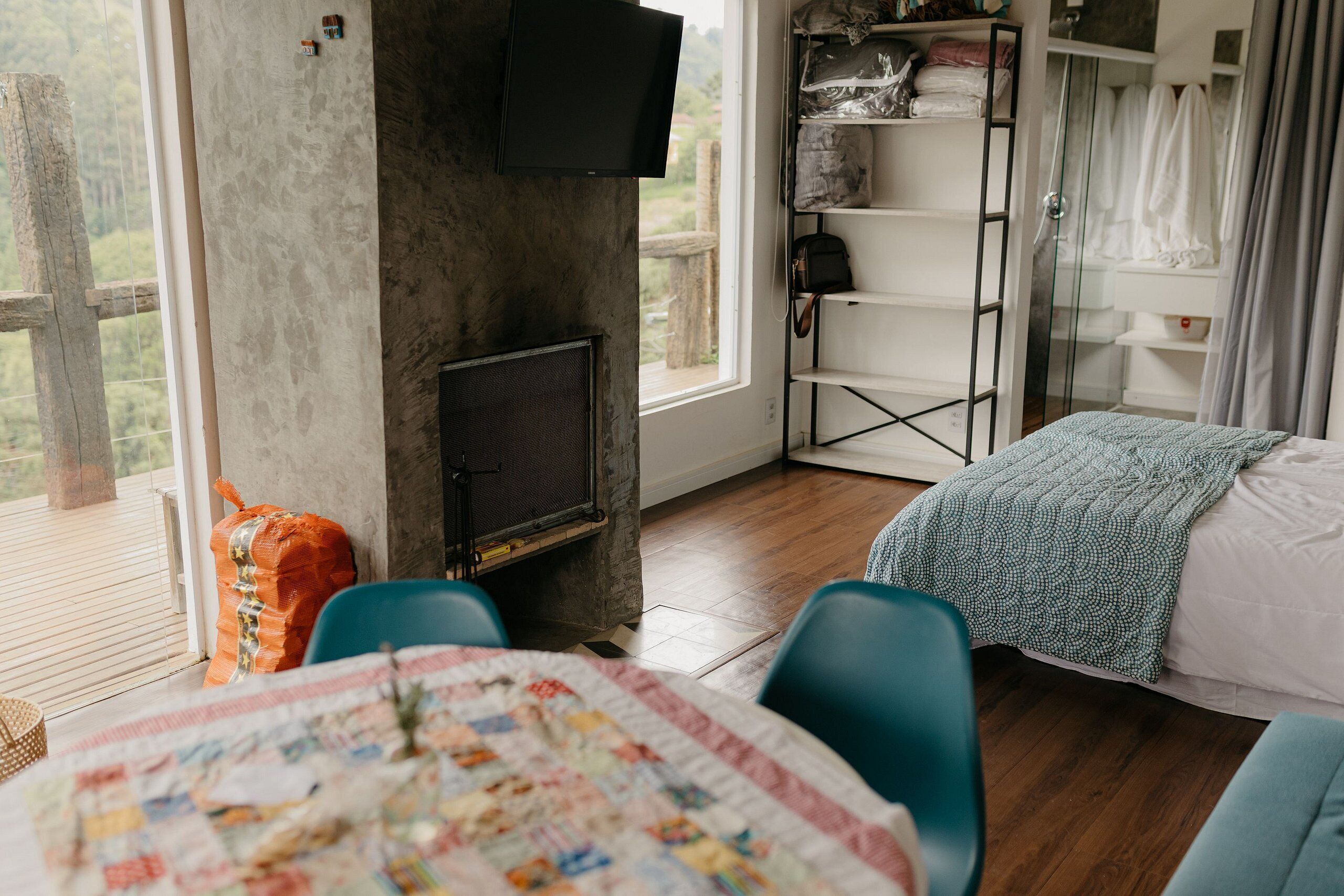 Premium Cabin, Mountain View | Premium bedding, individually decorated, individually furnished