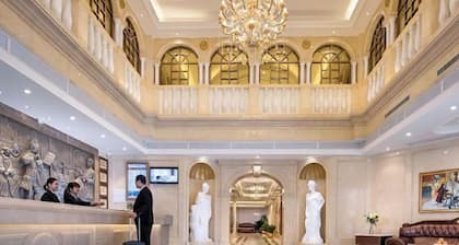 Vienna International Hotel (Yunfu Yuncheng)
