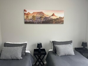 3 bedrooms, free WiFi, bed sheets