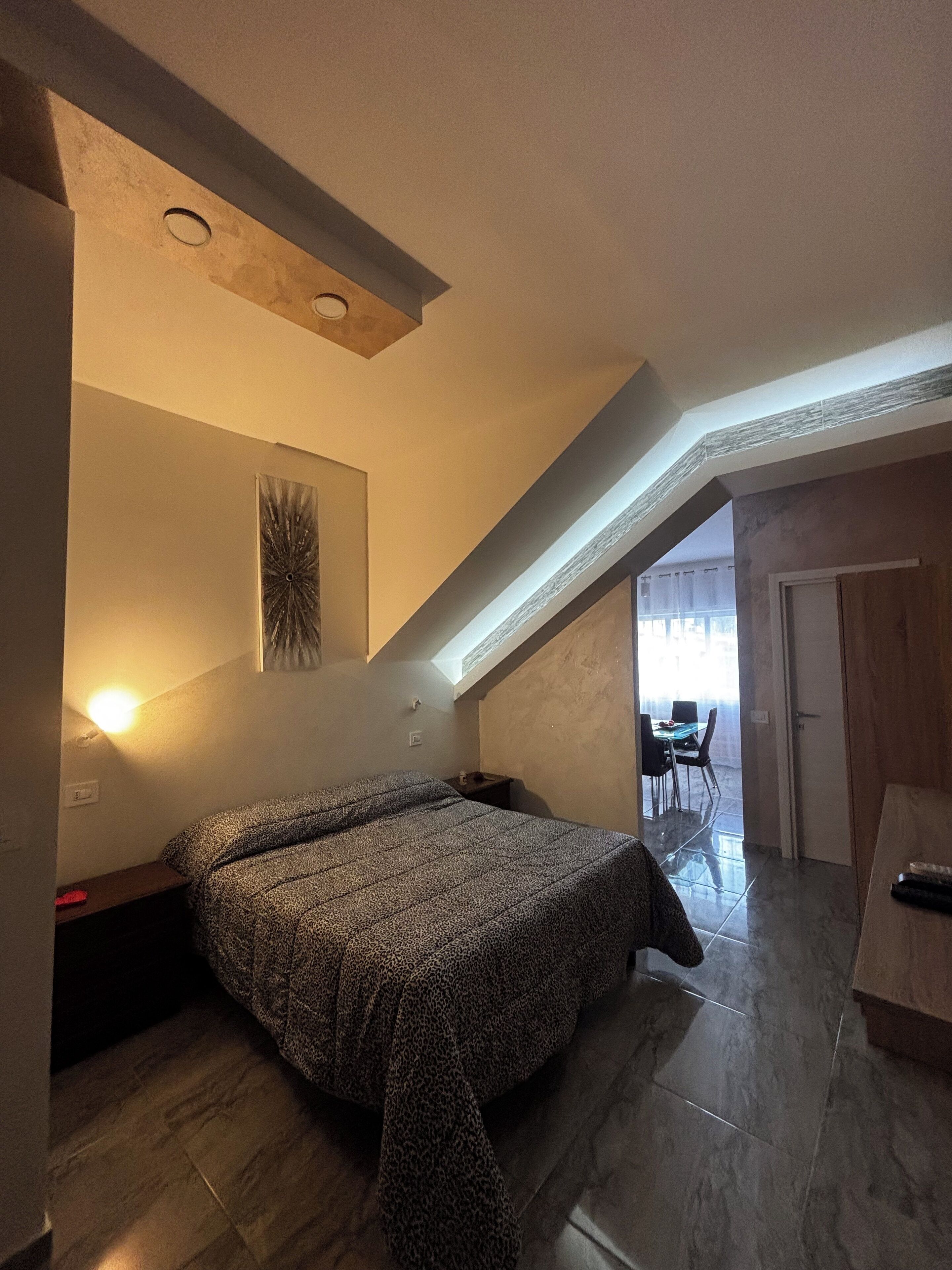 1 camera, ferro/asse da stiro, Wi-Fi, lenzuola