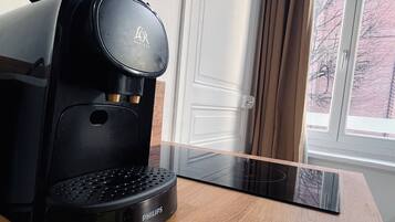 Kaffee und/oder Kaffeemaschine