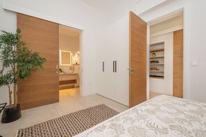 3 Schlafzimmer, Bügeleisen/Bügelbrett, Reisekinderbett, WLAN