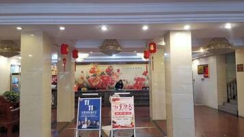 المنشأة من الداخل