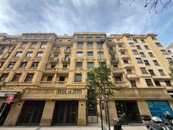 Exterior - Aura - The Rentals Collection (San Sebastián)