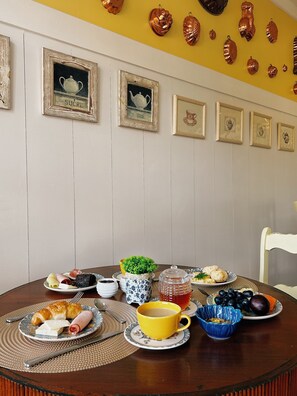 Gratis frukostbuffé varje dag 