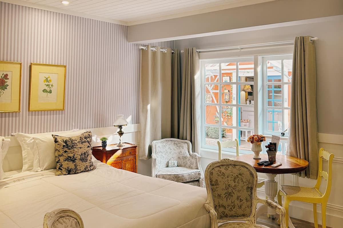 Deluxe Room | 1 bedroom, free WiFi