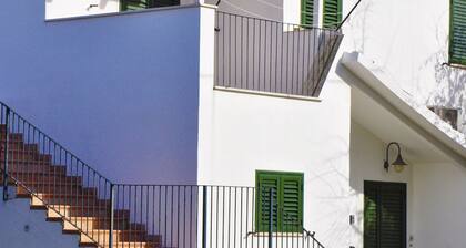 Rainbow Houses â Orange House Mare, Campagna e Relax