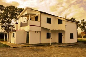 Exterior - Rainbow Houses – Yellow House  Mare, Campagna e Relax (Pisticci)