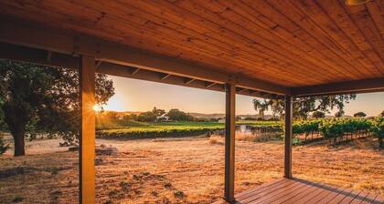 Hive House @Castoro | Luxury Winery Stay + EV