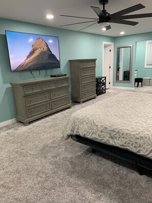 4 bedrooms, desk, iron/ironing board, free WiFi - Gorgeous house in Louisville, Kentucky, near Churchill Downs perfect for Derby! (Louisville)