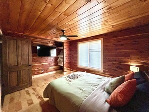 4 bedrooms, free WiFi, bed sheets