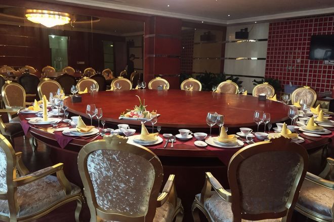 Banquet hall