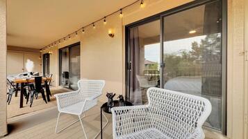 Condo, Multiple Beds, Balcony, Mountain View (Kings Way #201 Fountain Hills) | Outdoor dining