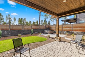 Terrace/patio - Magnolia Flagstaff (Flagstaff)