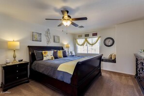 獨棟房屋, 多張床, 可使用泳池, 城市景觀 (Blackfoot San Tan Valley) | 4 間臥室、獨特裝潢、布置獨特、床單