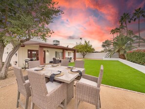 Outdoor dining - Beck Lane Scottsdale (Scottsdale)