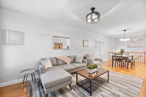 Smart TV, video games