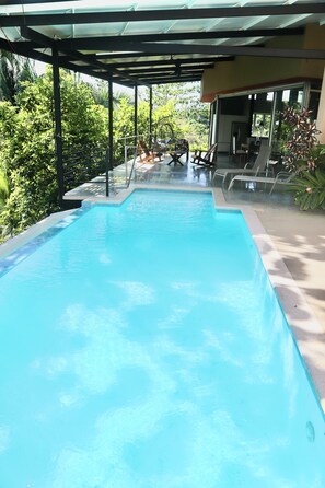 Outdoor pool - Casa Vista Verde (Quepos)