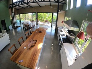 Interior - Casa Vista Verde (Quepos)