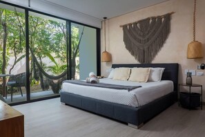 1 bedroom, iron/ironing board, travel crib, WiFi