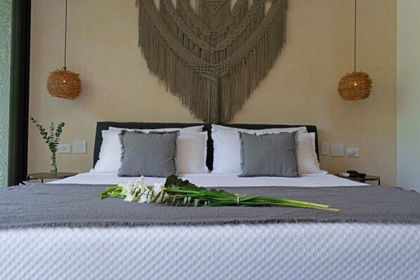 1 bedroom, iron/ironing board, travel crib, WiFi