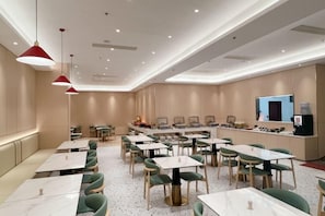 用餐