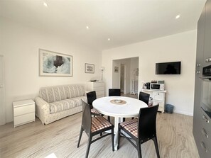 Interior - {The Urban Oasis Florence}-5 Minutes From Station-2 Bathrooms (Firenze)