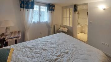 1 chambre, draps fournis