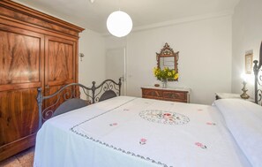 2 habitaciones, cuna de viaje, wifi gratis y ropa de cama 