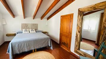 3 Schlafzimmer, BĂŒgeleisen/BĂŒgelbrett, WLAN, BettwĂ€sche