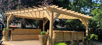 Near O’Hare, King Bed, Spacious, Great Backyard, WiFi, AC