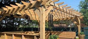 Near O’Hare, King Bed, Spacious, Great Backyard, WiFi, AC