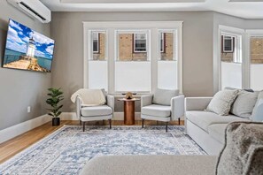 Televisie en een kantoor