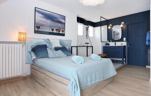 5 quartos, Wi-Fi de cortesia, roupa de cama