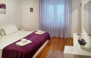3 habitaciones, cuna de viaje, wifi gratis y ropa de cama