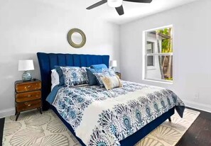 4 chambres, fer et planche à repasser, lit parapluie, Wi-Fi