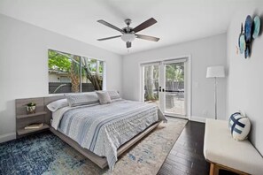 Desk, iron/ironing board, travel crib, WiFi