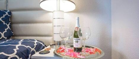 3 chambres, fer et planche à repasser, lit de bébé portatif, Wi-Fi