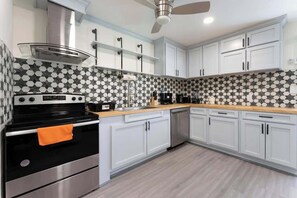 Fridge, microwave, oven, stovetop - Exclusive Designer Home with Strip Views and Pool! (Las Vegas)