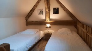 10 Schlafzimmer, Reisekinderbett, kostenloses WLAN