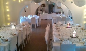 Banquet hall - Gîtes de France® - Le Clos de la Beauce (CLERES)